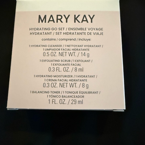 Mary Kay Hydrating Go Set - Normal to Dry Skin - New in Box Perfect For Travel - Picture 2 of 7